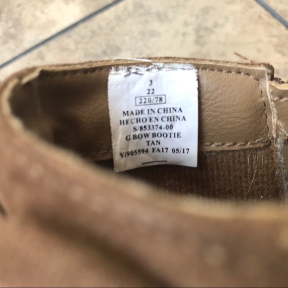 Old Navy Tan Suede-like Low Boots with Bow - Picture 9 of 12